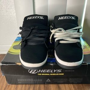 heelys